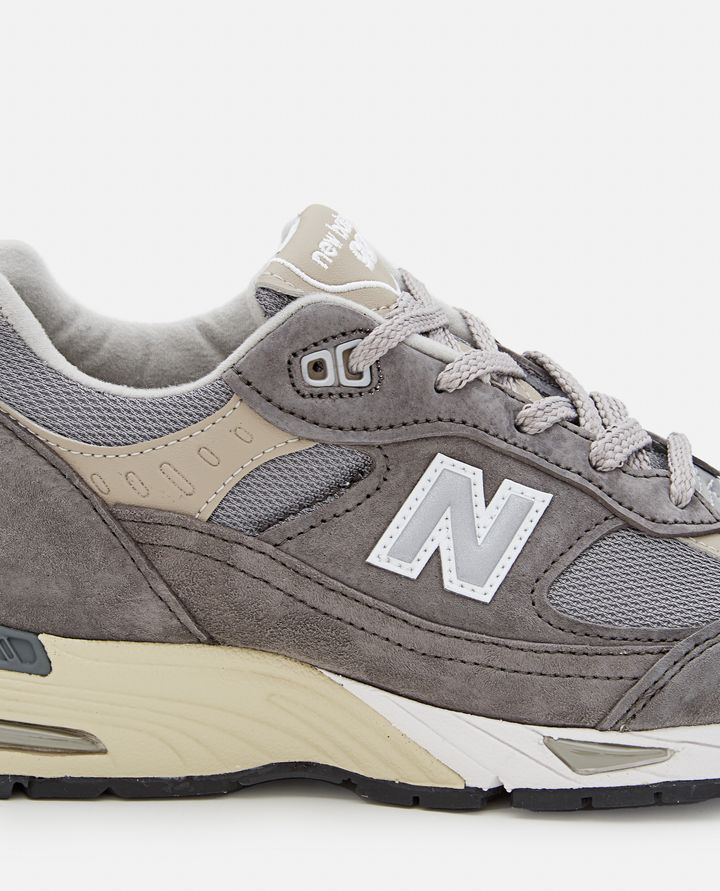 New Balance - 991 MADE IN UK LEATHER SNEAKERS_4
