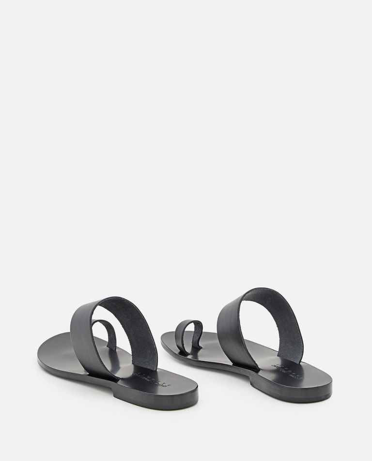 Capri Positano 10mm Single Toe Band Leather Sandals In Black