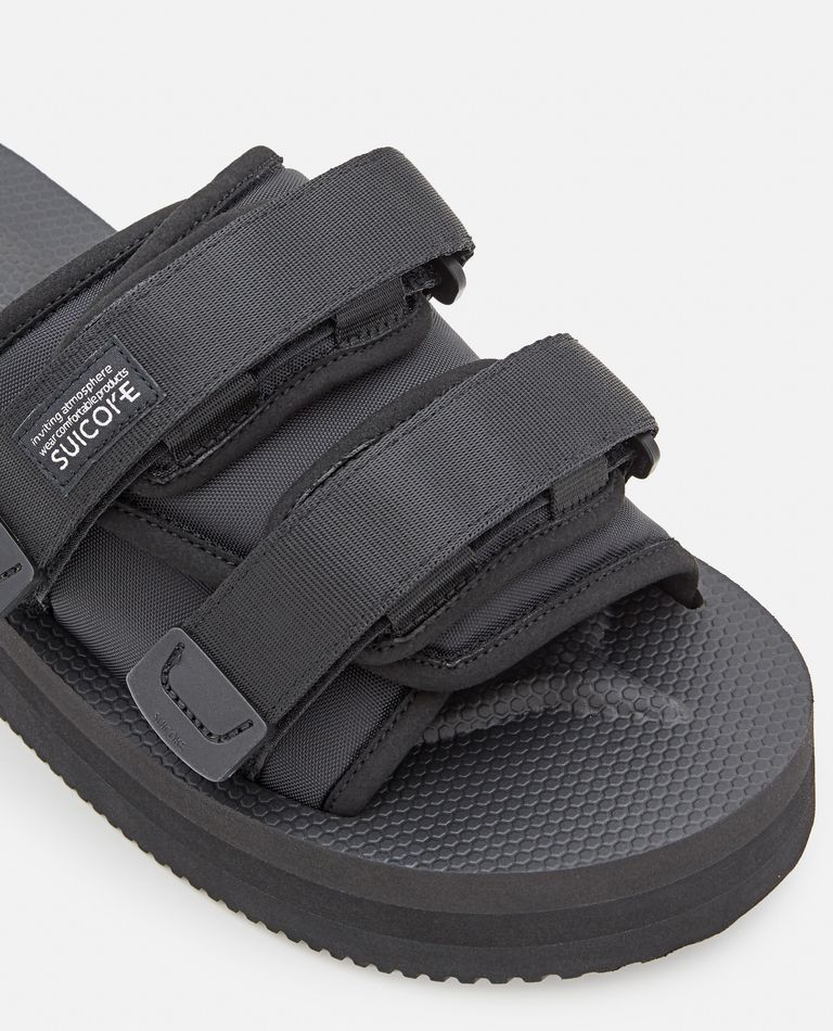 Suicoke black clearance moto sandals