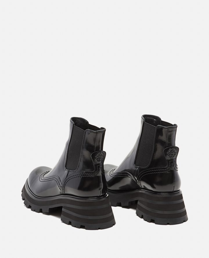 Alexander McQueen - CHUNKY POLISHED LEATHER CHELSEA BOOTS_3