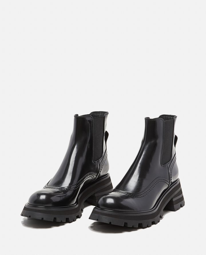 Alexander McQueen - CHUNKY POLISHED LEATHER CHELSEA BOOTS_2