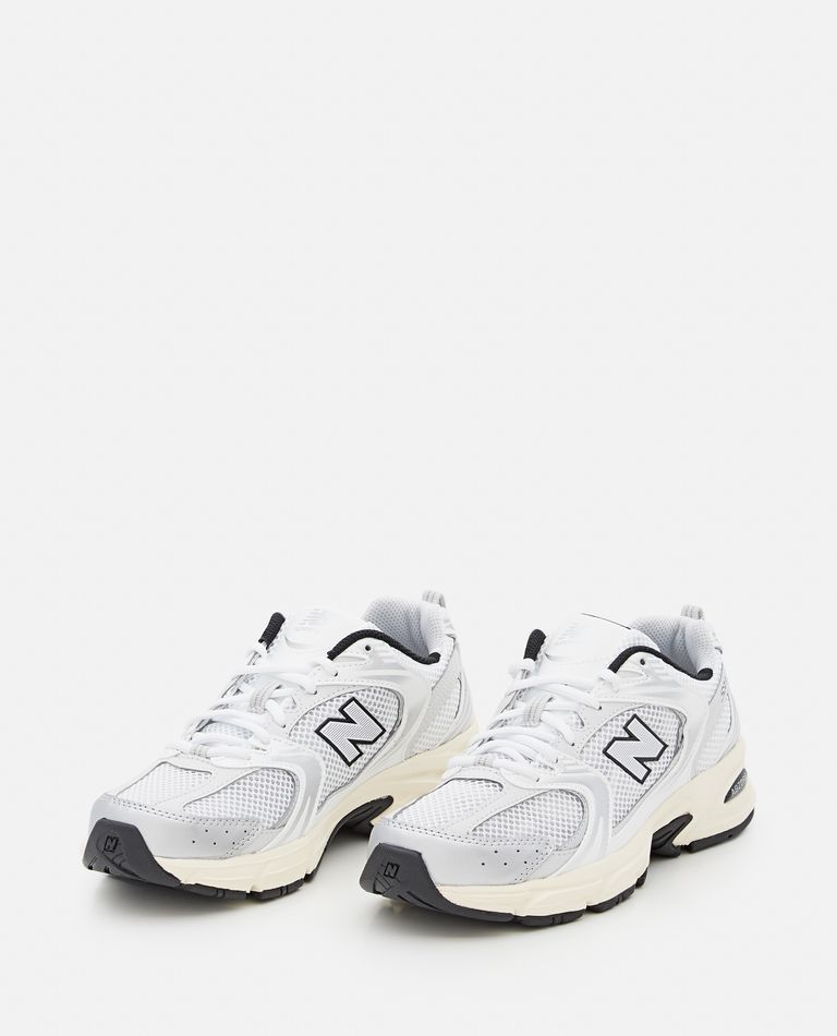 NEW BALANCE MR530 SNEAKERS