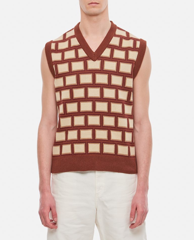 Shop Chateau Orlando Bricks Vest In Brown