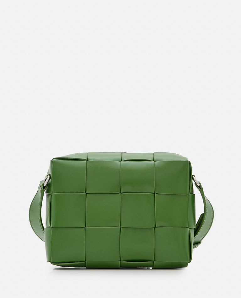 CASSETTE SHOULDER BAG for Men - Bottega Veneta | Biffi