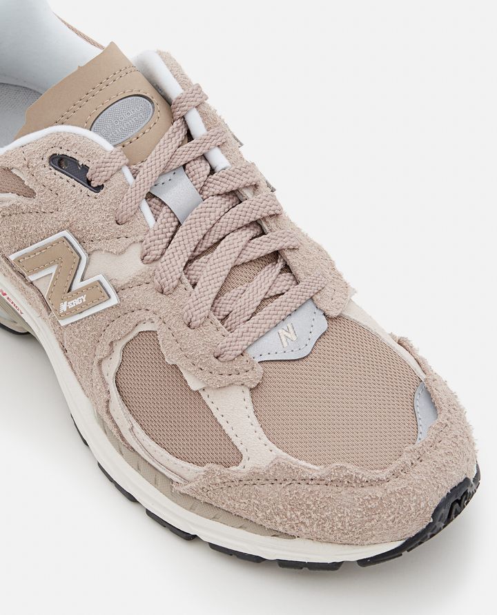 New Balance - M2002 LEATHER SNEAKERS_4
