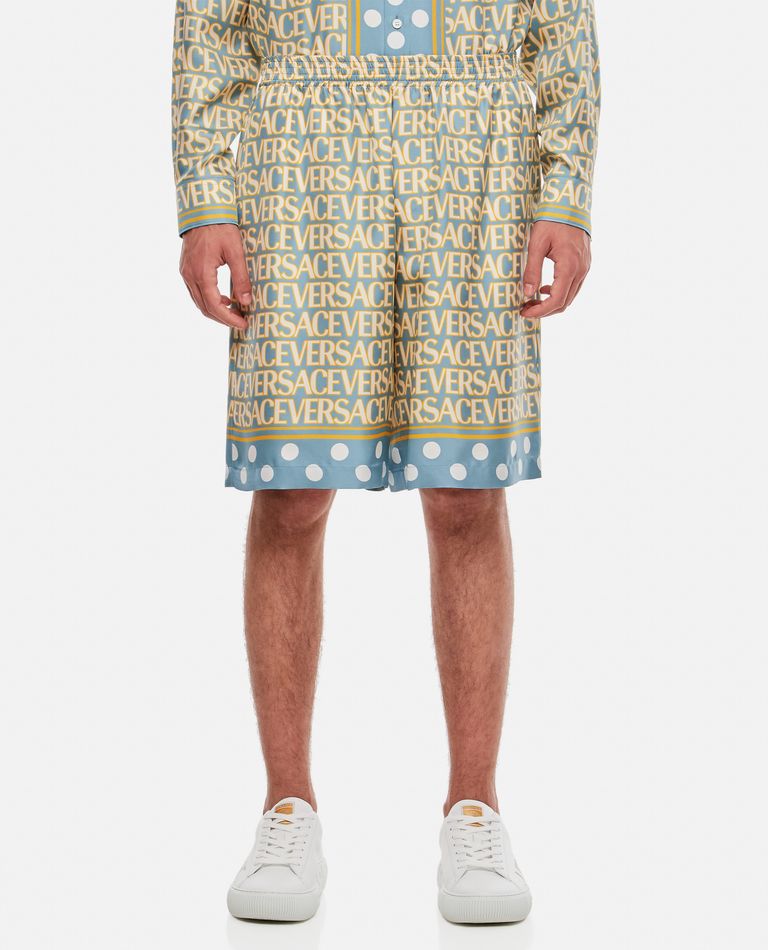 Versace  ,  Shorts With Versace All Over Print  ,  Multicolor 48