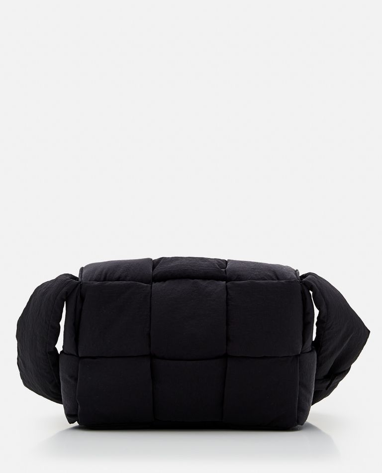 直営店‐BOTTEGA VENETA‐ Cassette パデット ナイロンバッグ Bottega Veneta Beige Woven Padded Nylon Cassette Belt Bag