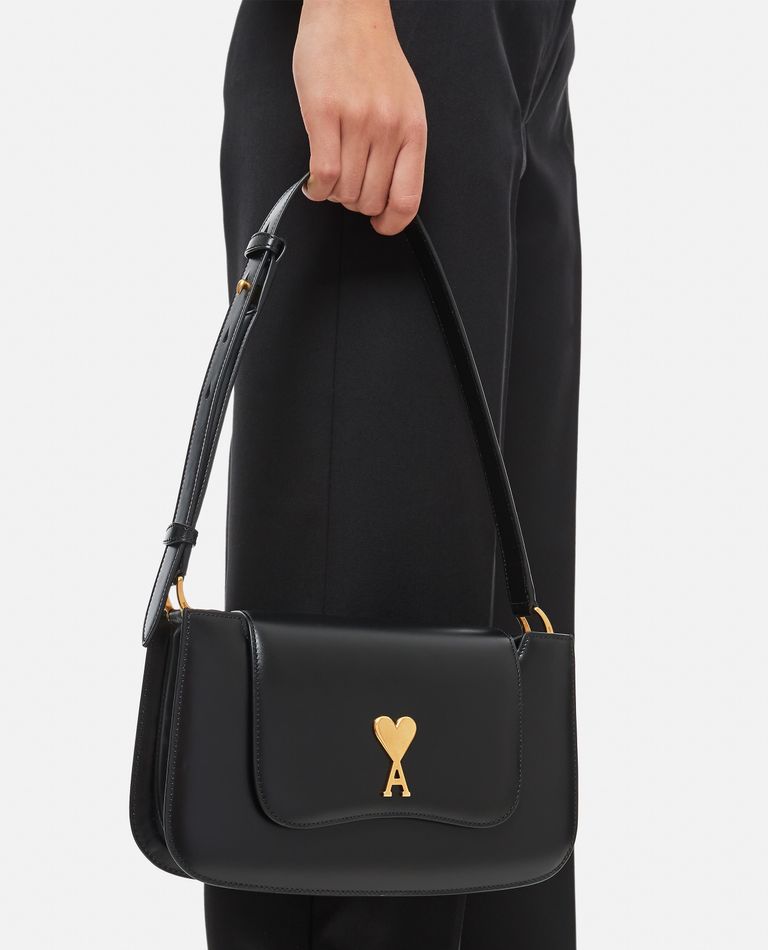 ◆AMI PARIS 最新作◆ハートロゴ Baguette Paris バッグ/Black◆ PARIS PARIS BAGUETTE LEATHER SHOULDER BAG for Women - Ami