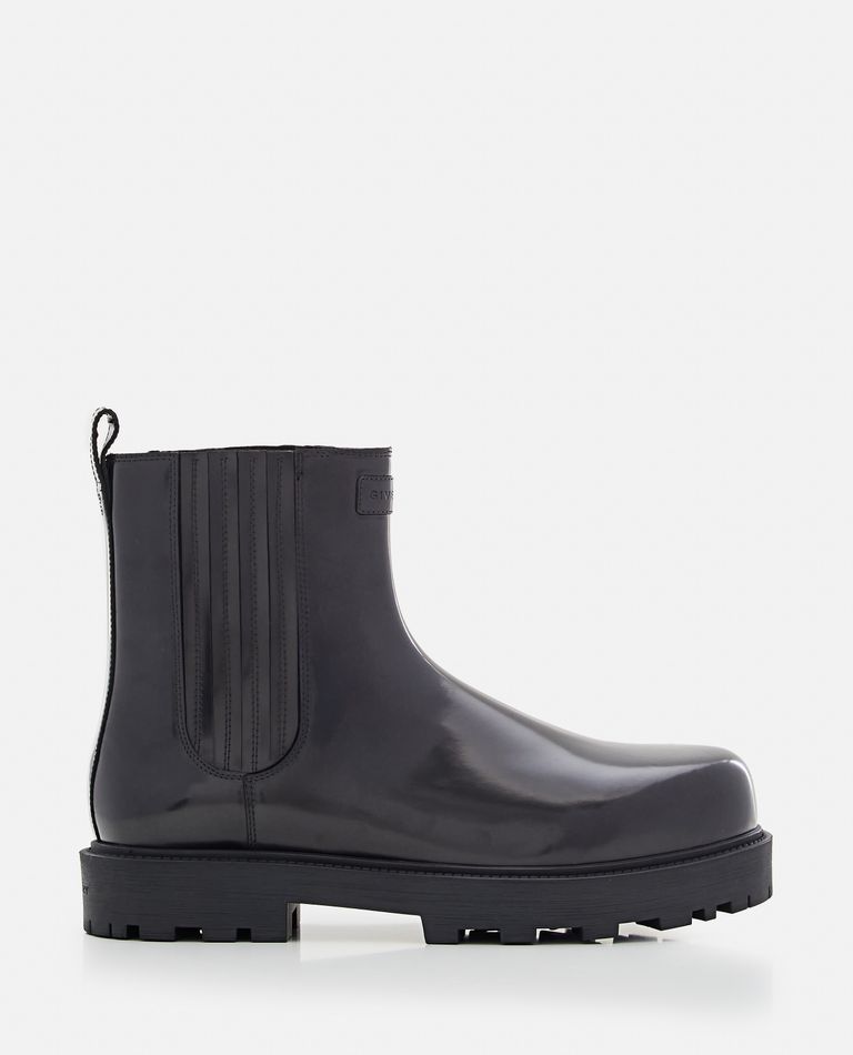 Givenchy Show Chelsea Boots In Black