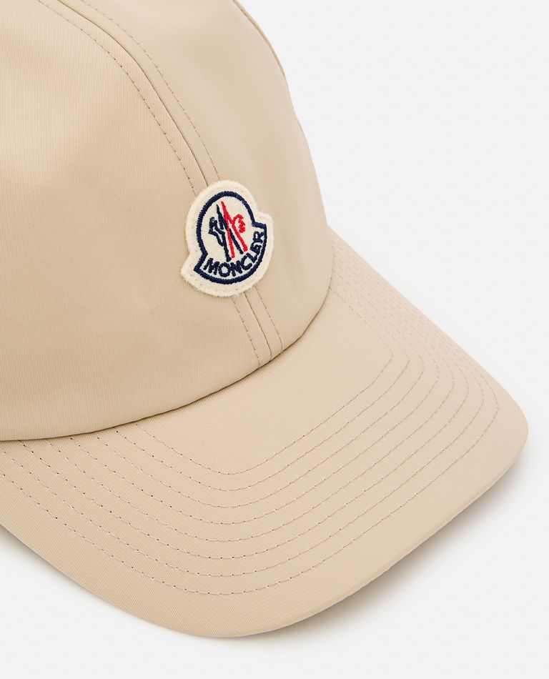 Moncler cap 2024