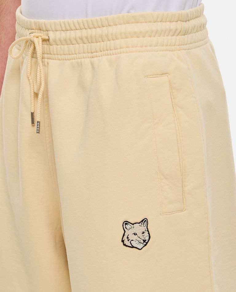 ★Maison Kitsune★Bold Fox Head Patch Oversize Jog Shorts★ Maison Kitsune BOLD FOX HEAD PATCH OVERSIZE JOG SHORTS