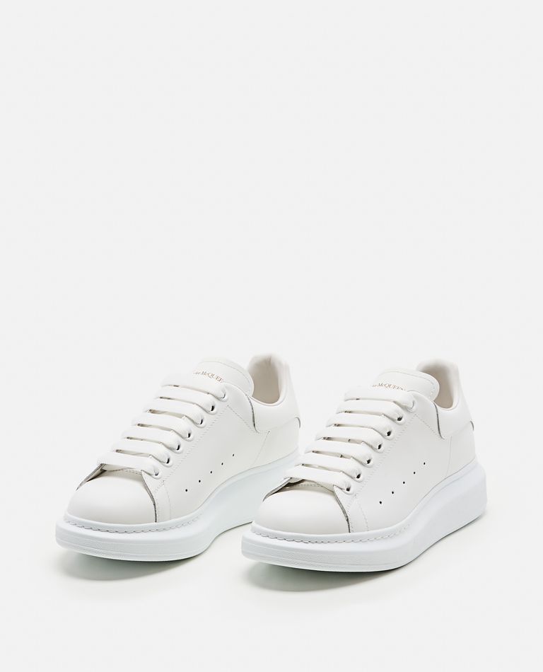 【関税&送料込】Alexander Mcqueen Larry Leather Low-Top Snea McQueen Men's Larry Leather Oversized Low-Top Sneakers