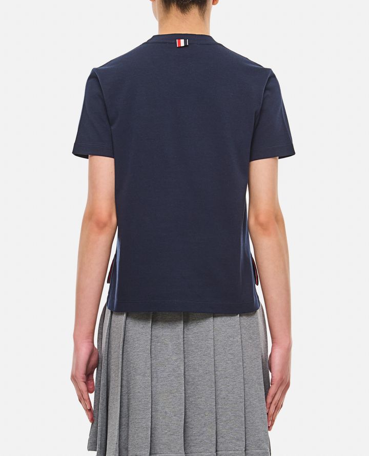 Thom Browne - T-SHIRT MANICA CORTA CON DETTAGLIO RICAMATO_3