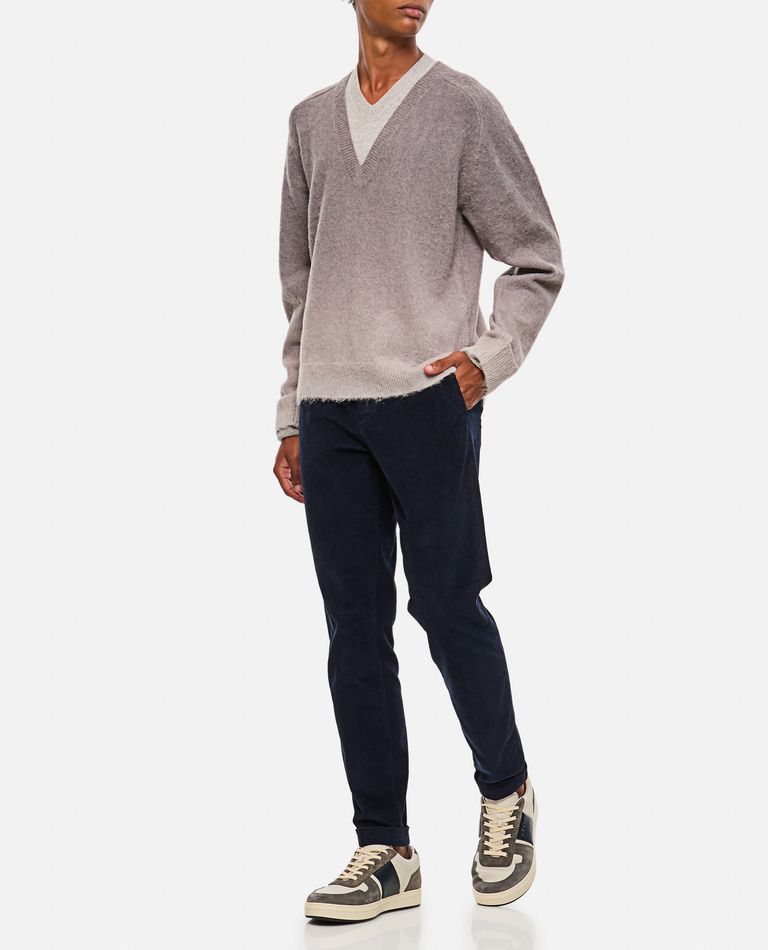 V-NECK GRADIENT JUMPER for Unisex - JW Anderson sale | Biffi