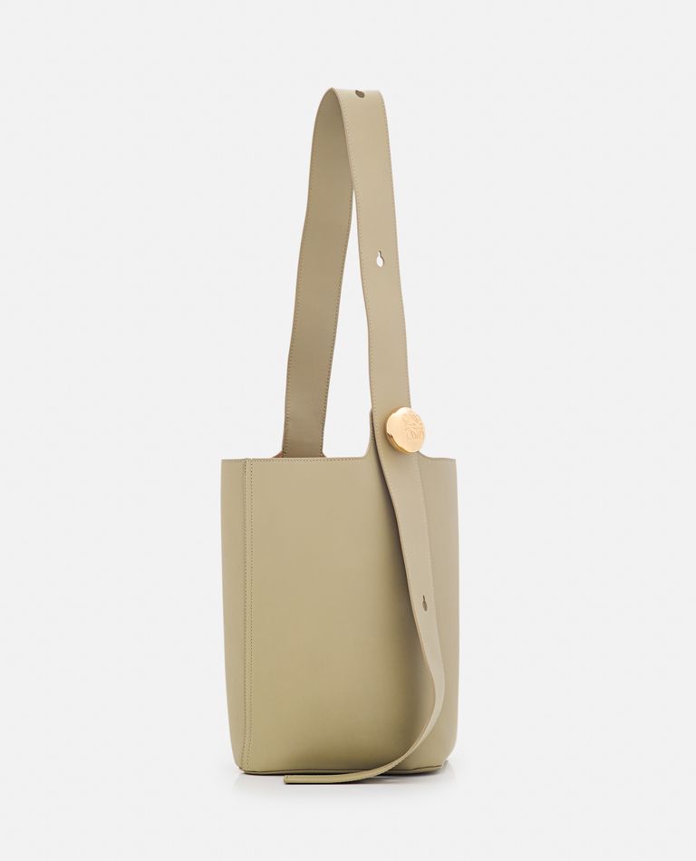 Loewe Medium Pebble Leather Bucket In Green