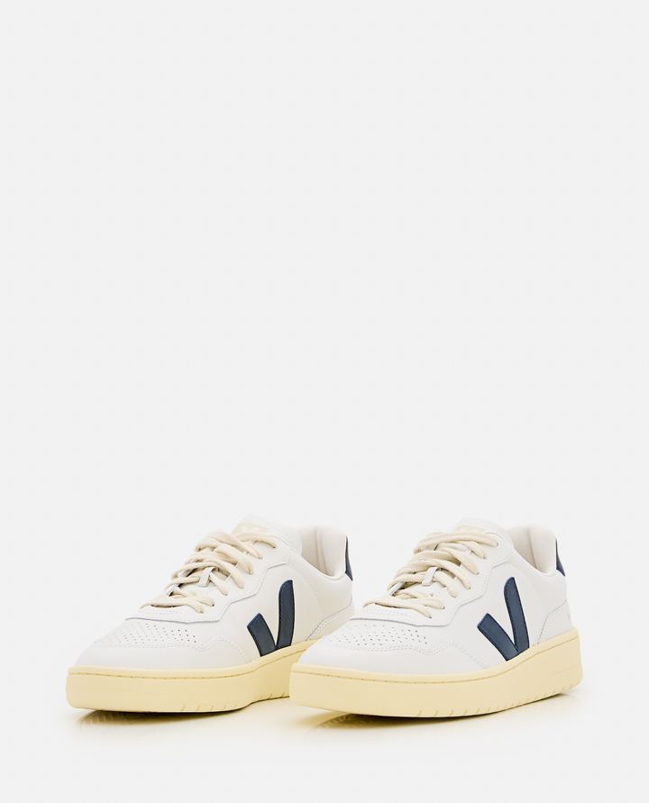 Veja - V 90 SNEAKERS_2