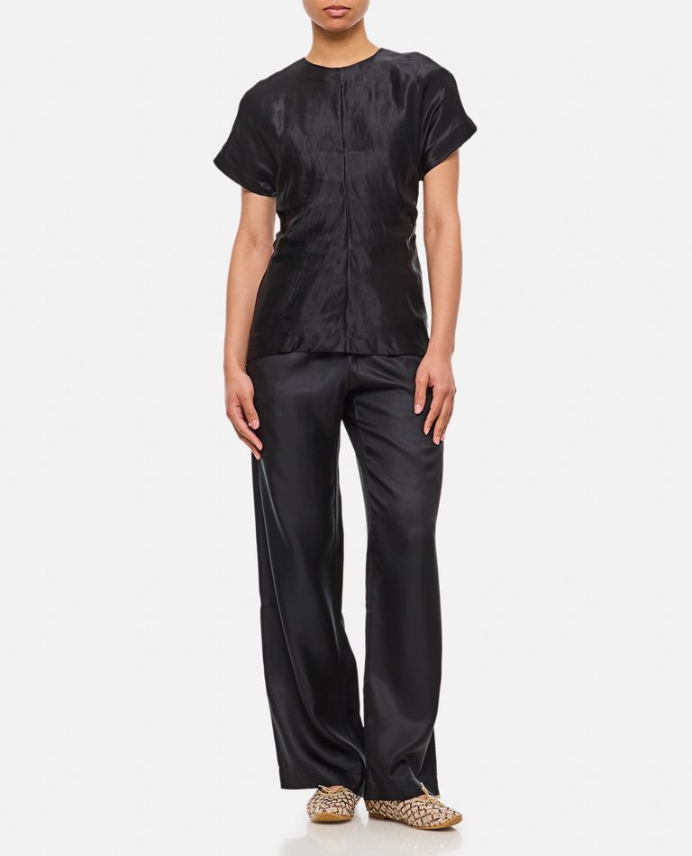 LOULOU STUDIO FITTED SHORT-SLEEVED BLOUSE 