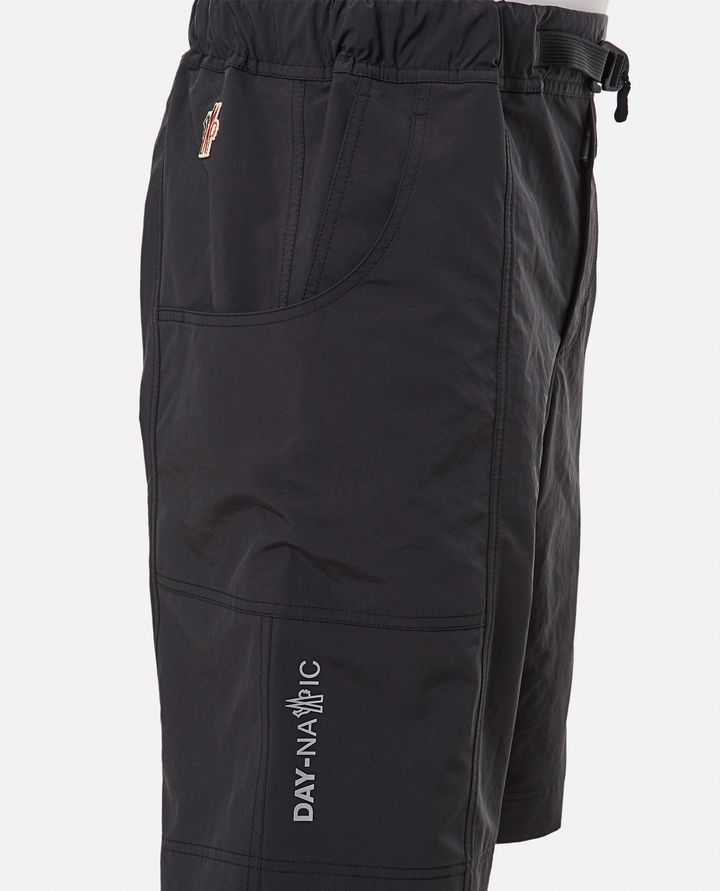 Moncler Grenoble - BLACK SHORTS_4