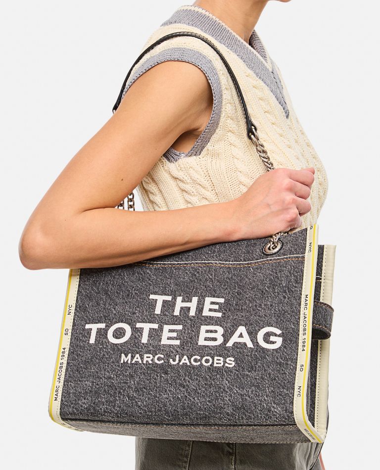 【Marc Jacobs】The Medium Traveler Tote Marc Jacobs The Medium Tote | Saks Fifth Avenue