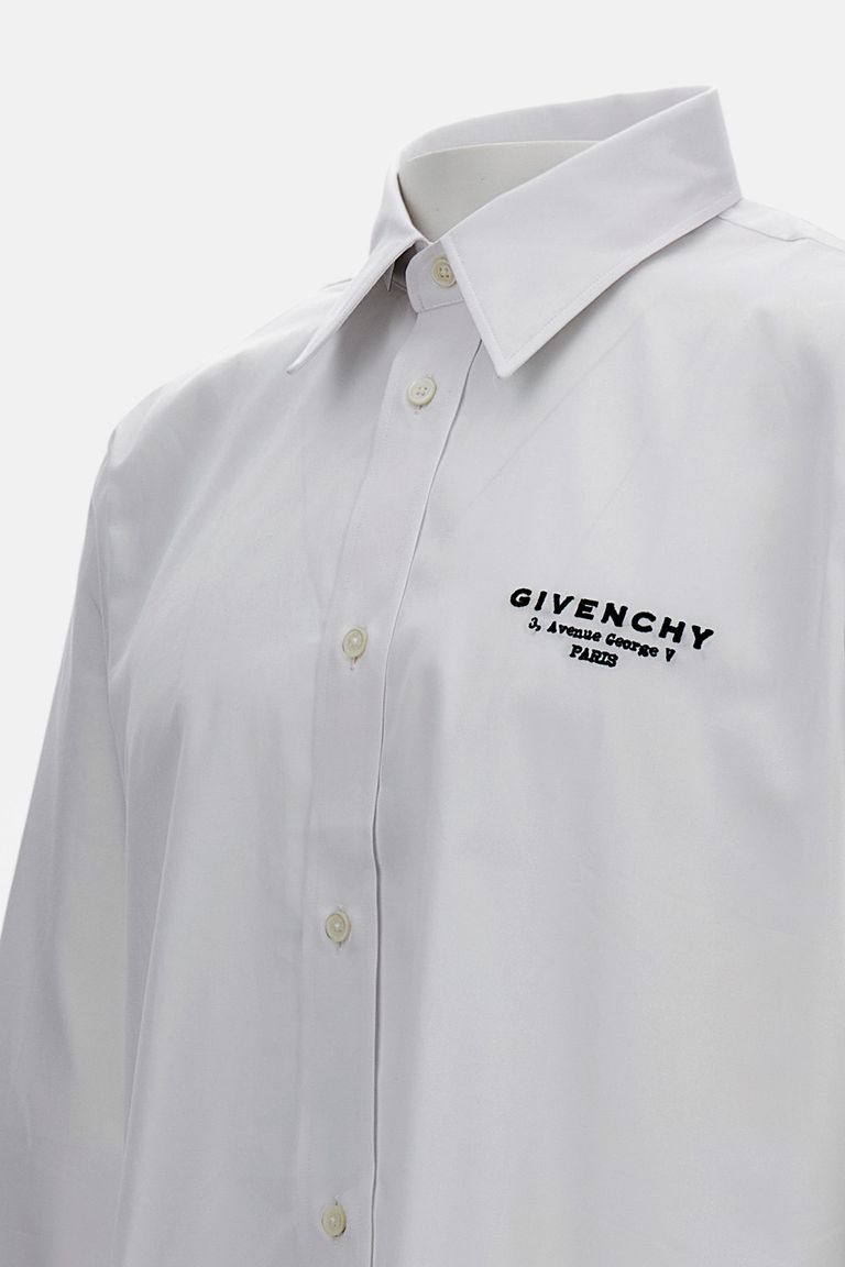 Tシャツ・カットソー GIVENCHY CAMCIIA BUTTONDOWN A RIGHE OXFORD (BM60ZY 14M6100) Givenchy Camciia buttondown a righe oxford available on