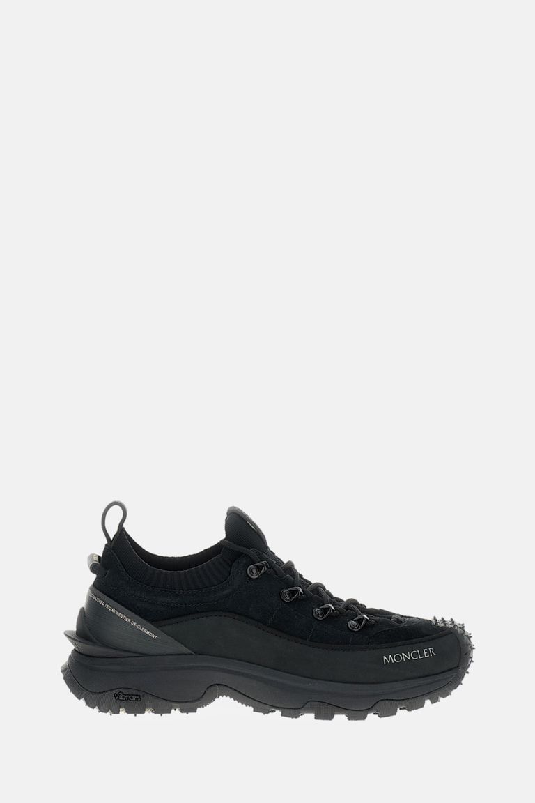 【関税＆送料込み】Moncler Lite Low-Top Sneakers Moncler Lite Runner Low Top Sneakers in White & Black | FWRD