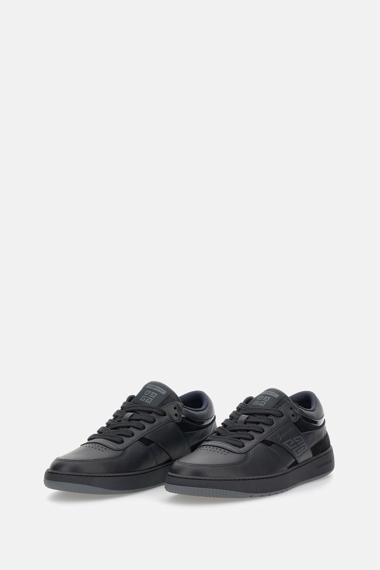 Givenchy G Move Low-top Sneakers In Calf Leather In Black